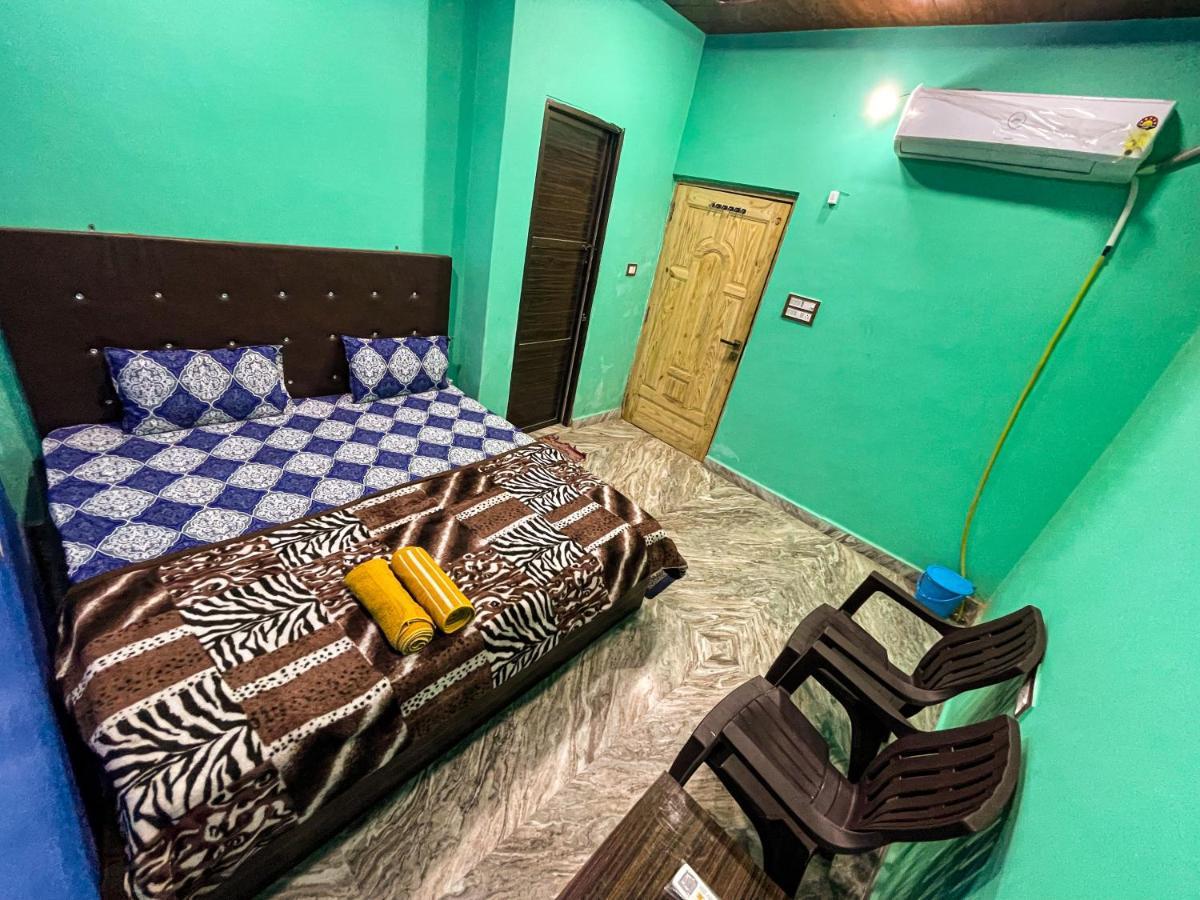 La Vaca India Varanasi Dış mekan fotoğraf